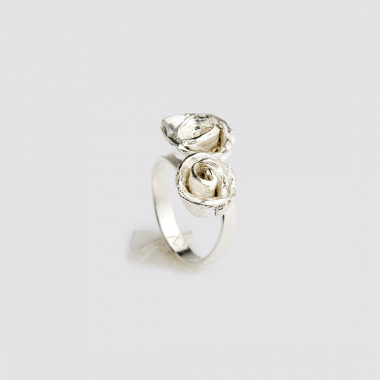 Ring Rose